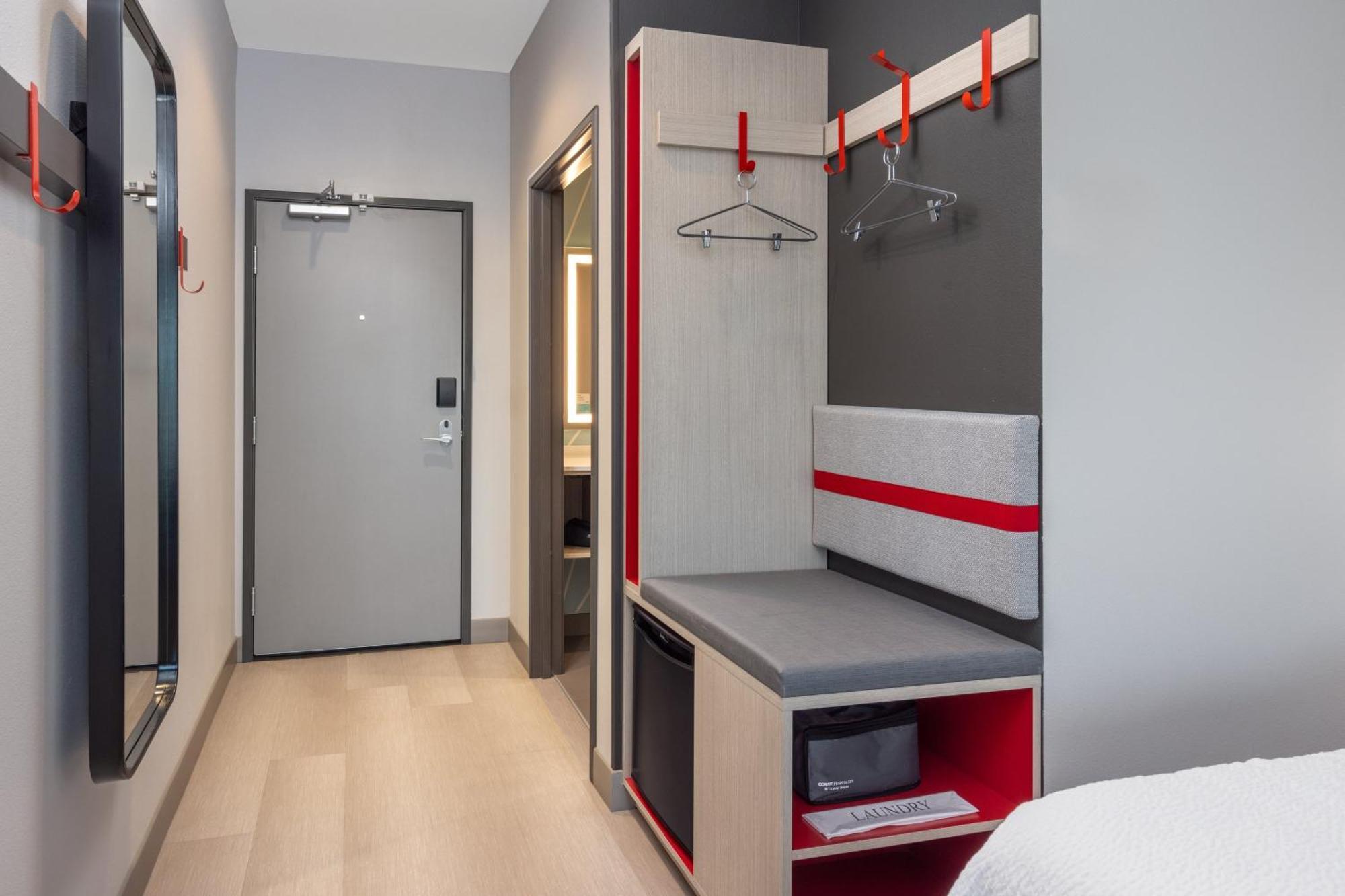 Avid Hotels Billings West By Ihg Buitenkant foto